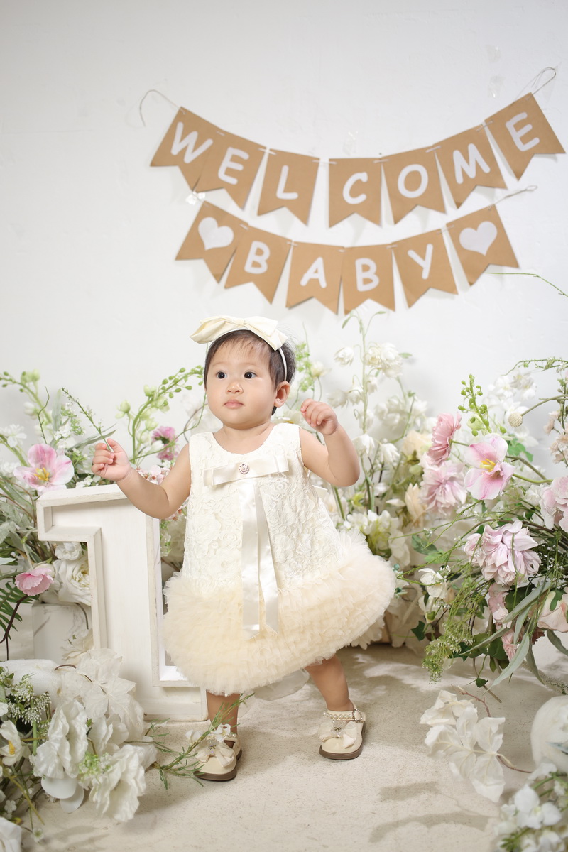 Dưa Hấu đứng giữa hoa