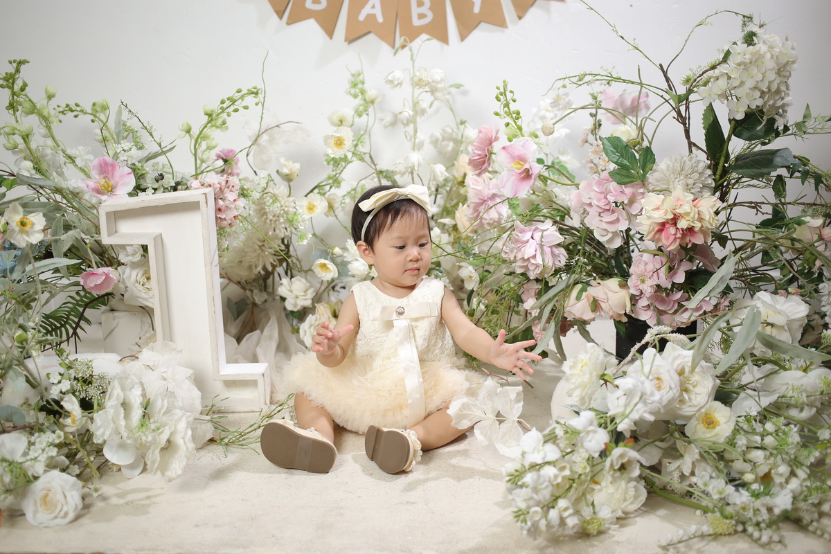 Dưa Hấu đưa tay trong khu vườn
